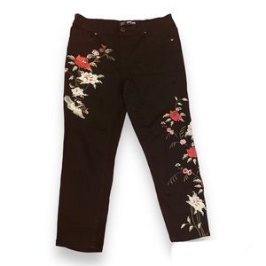 Black jeans that are perfect for casual wear